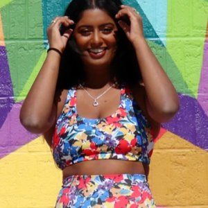 BEACH RIOT ROCKY TOP IN BUTTERCUP FLORAL